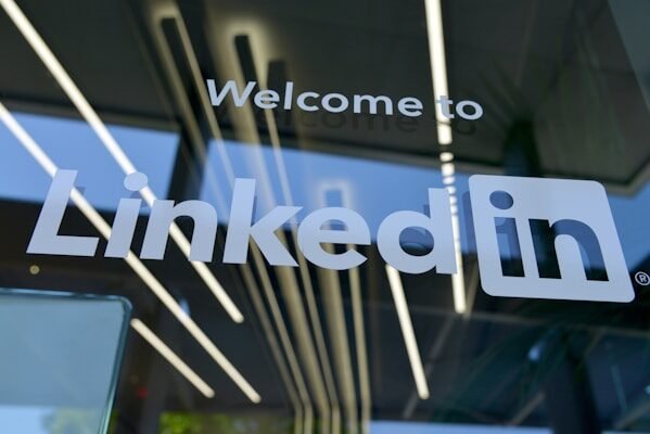 Futuro del lavoro: cosa sta cambiando secondo il CEO di LinkedIn